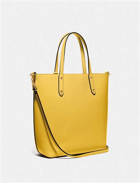 coach shopper tote.